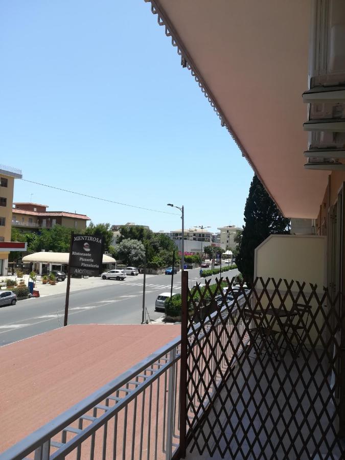B&B Sally Siraküza Dış mekan fotoğraf